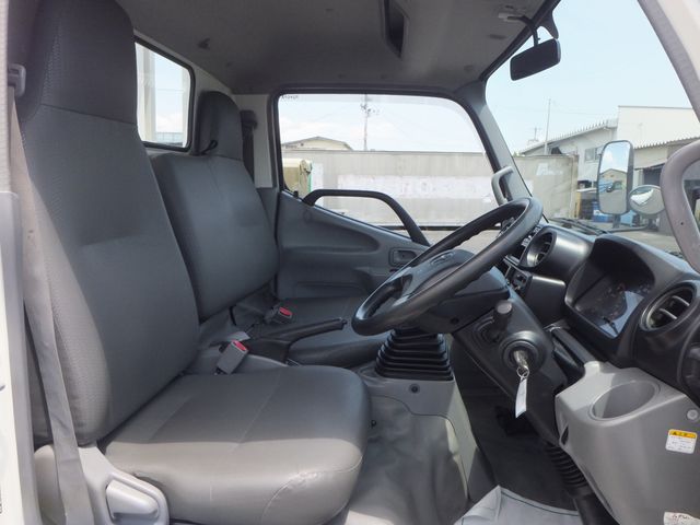 TOYOTA DYNA 2012 Image 31