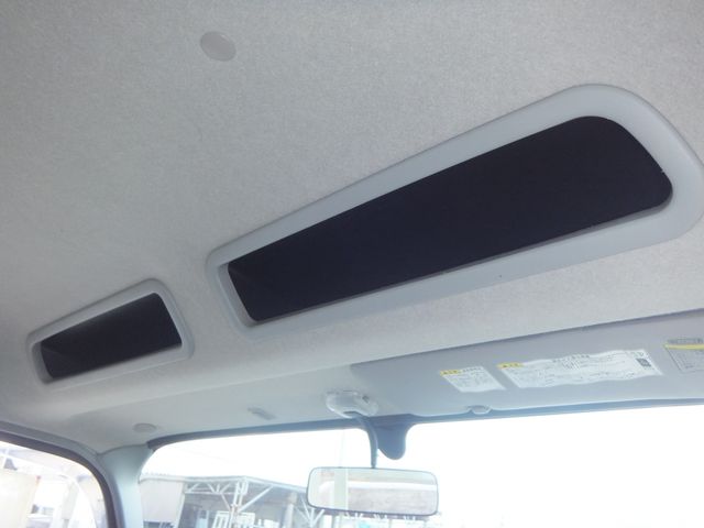 TOYOTA DYNA 2012 Image 31