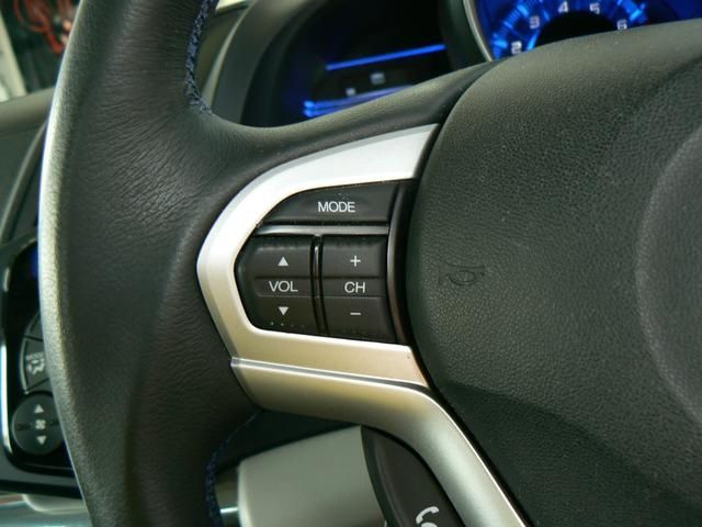 HONDA CR-Z 2011 Image 31