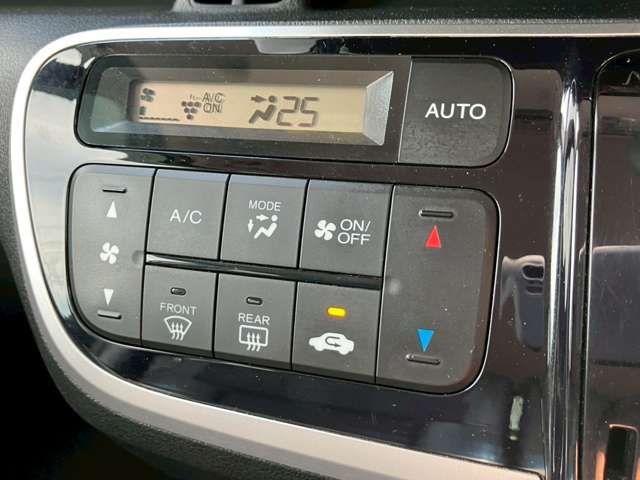 HONDA N BOX 2014 Image 31