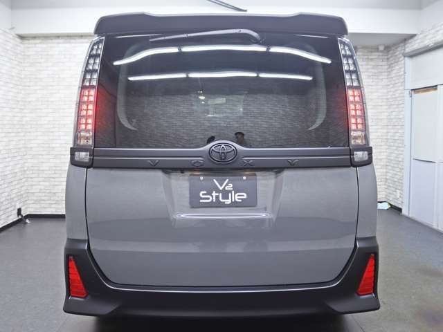 TOYOTA VOXY 2014 Image 31