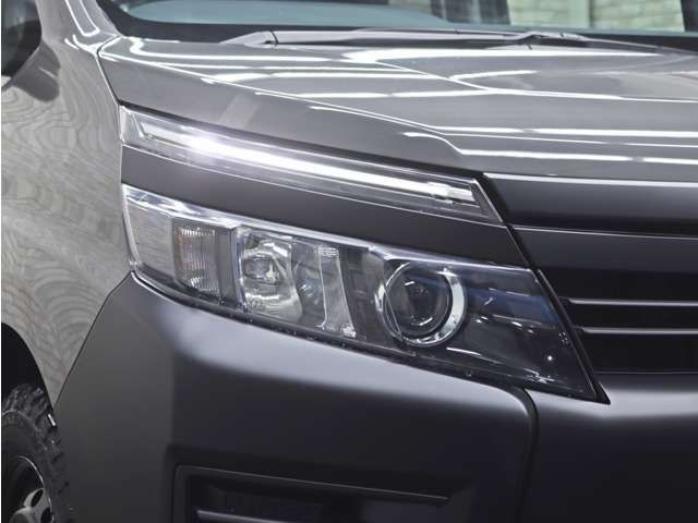 TOYOTA VOXY 2014 Image 31