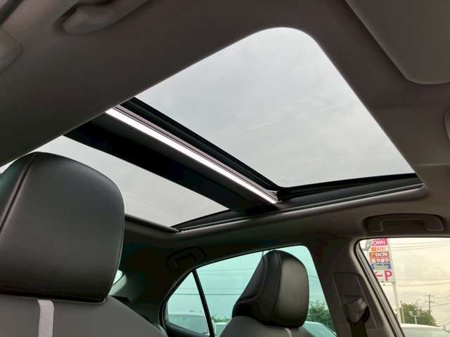 TOYOTA CAMRY HYBRID 2020 Image 31