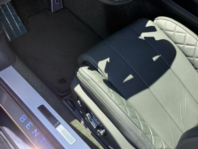 BENTLEY COUPE 2022 Image 31