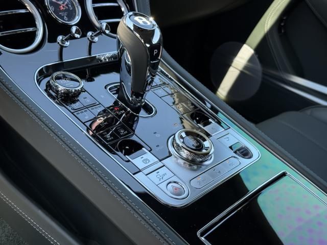 BENTLEY COUPE 2022 Image 31