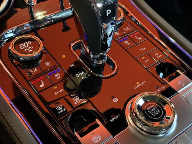 BENTLEY COUPE 2022 Image 31