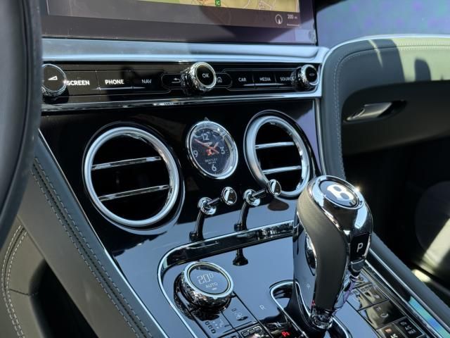 BENTLEY COUPE 2022 Image 31