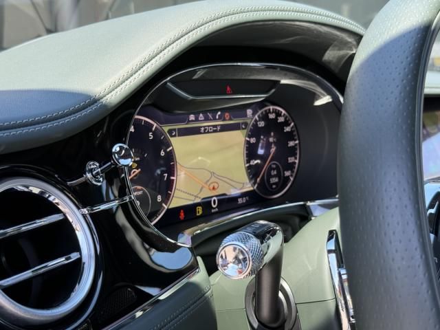 BENTLEY COUPE 2022 Image 31