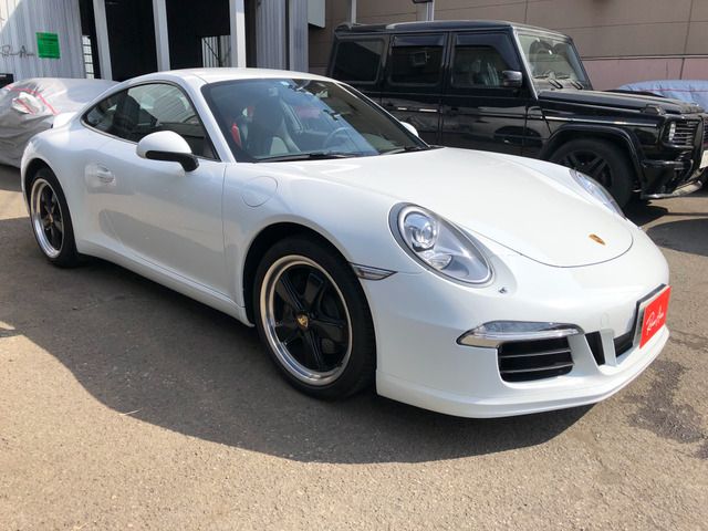 PORSCHE 911 2013 Image 31