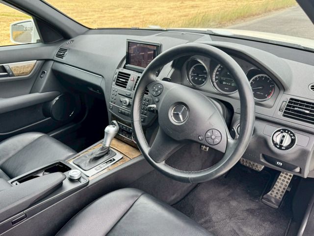 MERCEDES BENZ C CLAS 2010 Image 31
