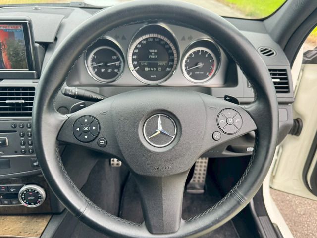 MERCEDES BENZ C CLAS 2010 Image 31