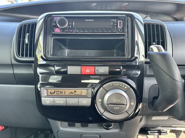 DAIHATSU TANTO CUSTOM 2010 Image 31