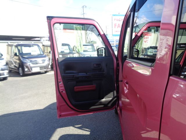 SUZUKI SPACIA 2018 Image 31