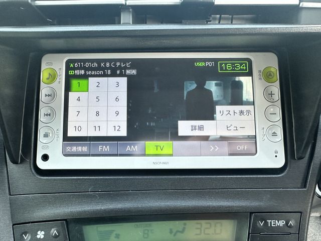 TOYOTA PRIUS 2011 Image 31