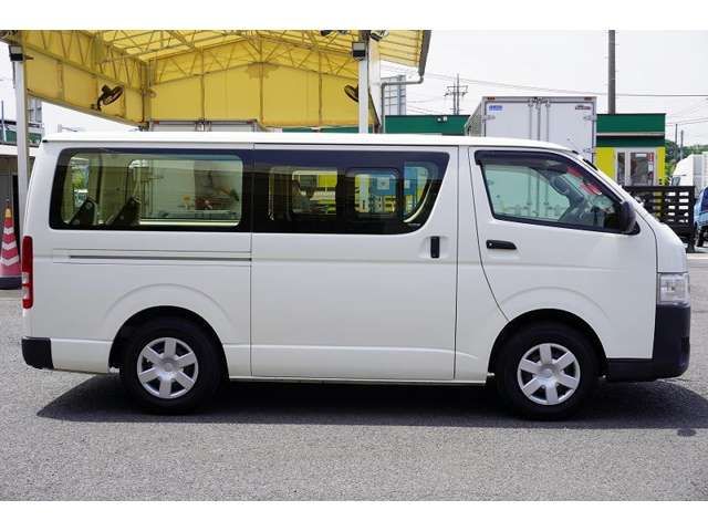 TOYOTA HIACE VAN 1.25T 2WD 2018 Image 31
