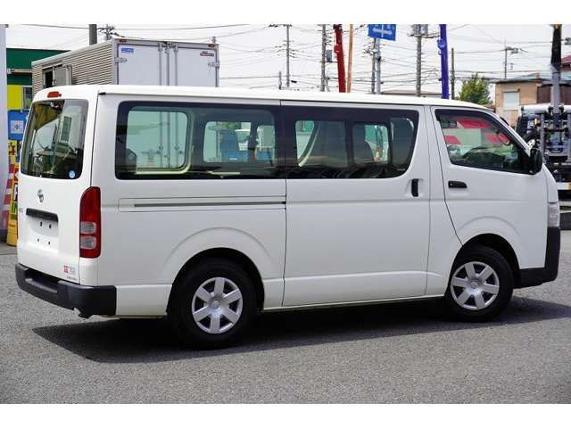 TOYOTA HIACE VAN 1.25T 2WD 2018 Image 31