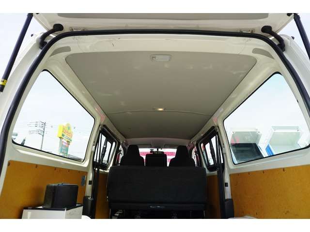 TOYOTA HIACE VAN 1.25T 2WD 2018 Image 31