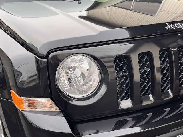 JEEP PATRIOT 2011 Image 31