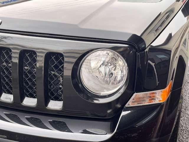 JEEP PATRIOT 2011 Image 31