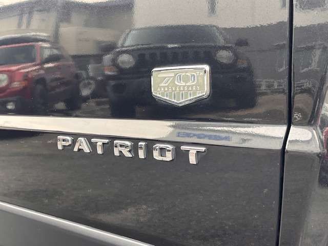 JEEP PATRIOT 2011 Image 31