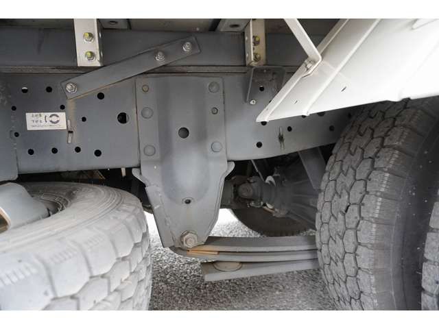 ISUZU ELF 2018 Image 31