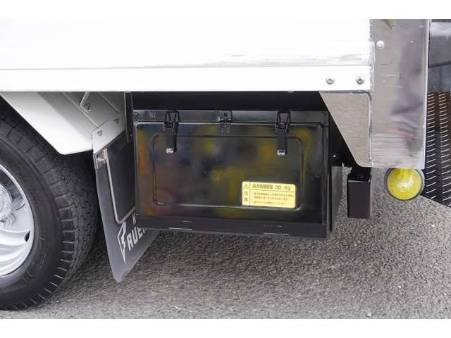 ISUZU ELF 2018 Image 31