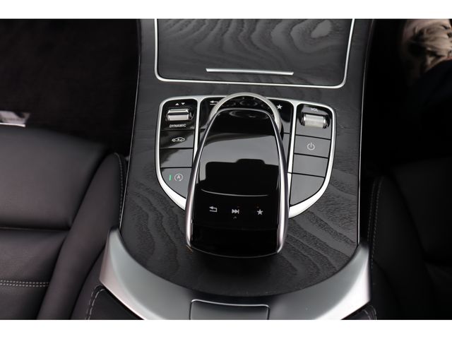 MERCEDES BENZ C CLAS 2017 Image 31