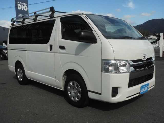 TOYOTA HIACE VAN 1.15T 2WD 2020 Image 31