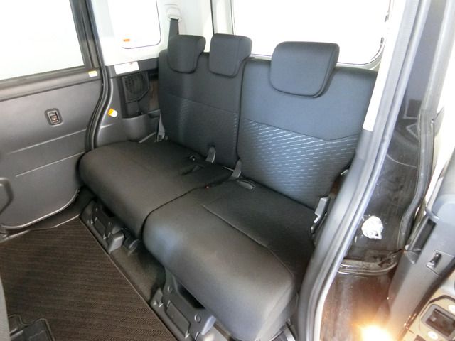 TOYOTA TANK 2017 Image 31