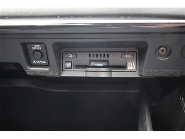 TOYOTA CROWN SEDAN HYBRID 2018 Image 31