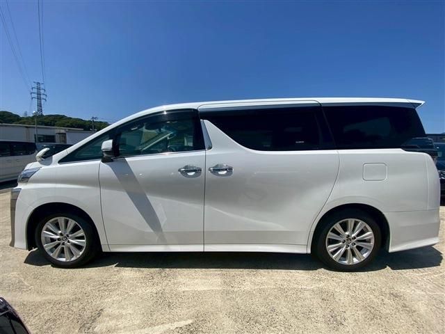 TOYOTA VELLFIRE 2019 Image 31