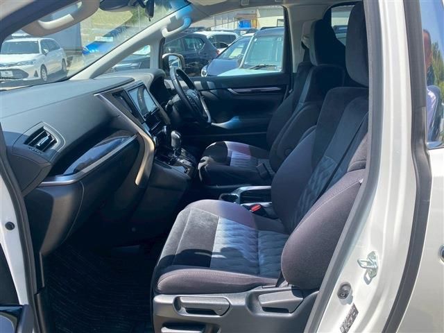 TOYOTA VELLFIRE 2019 Image 31