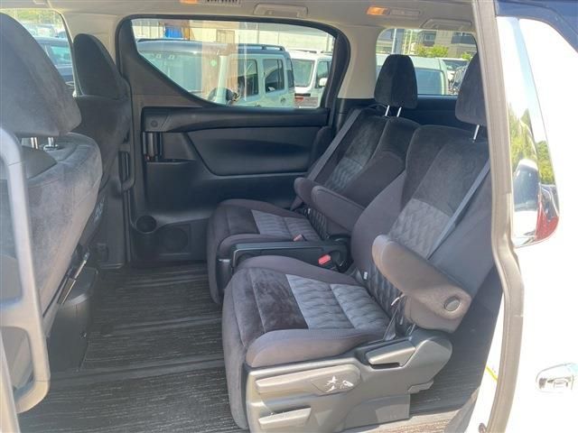 TOYOTA VELLFIRE 2019 Image 31