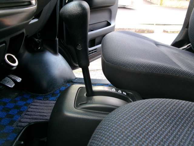 HONDA VAMOS HOBIO VAN 4WD 2013 Image 31