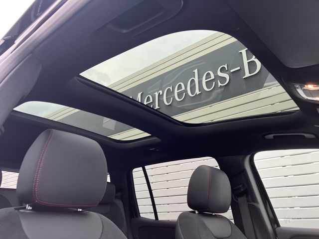 MERCEDES BENZ EQB 2025 Image 31