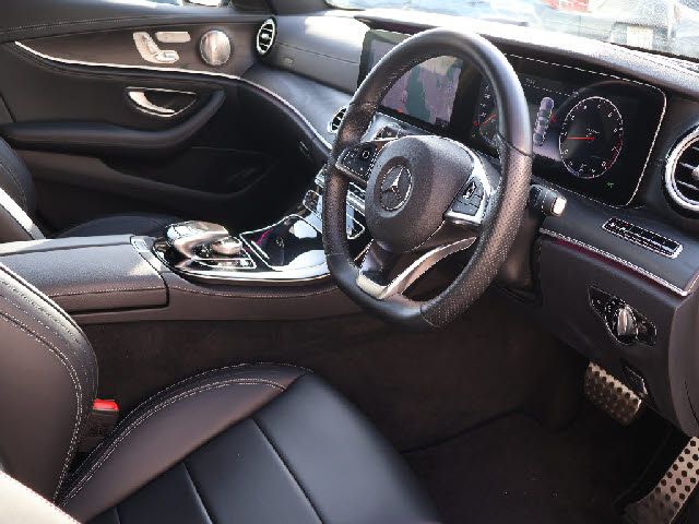 MERCEDES BENZ E CLAS 2017 Image 31