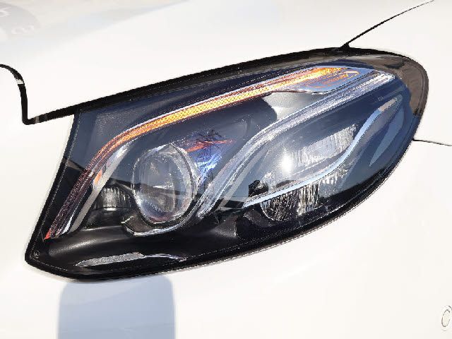 MERCEDES BENZ E CLAS 2017 Image 31