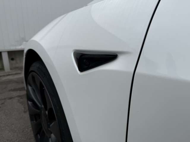 TESLA MODEL 3 2022 Image 31