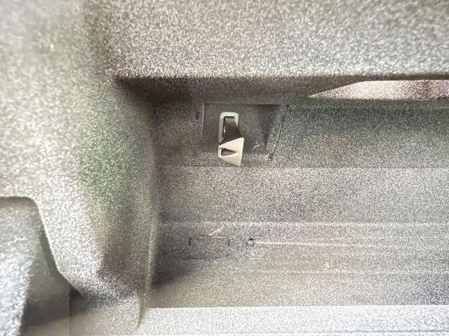 TESLA MODEL 3 2022 Image 31