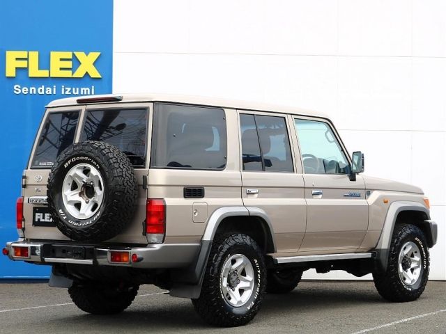 TOYOTA LANDCRUISER VAN 2015 Image 31