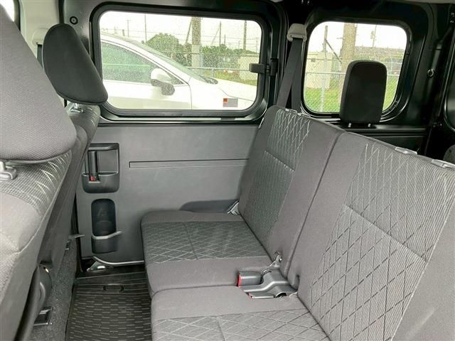 DAIHATSU ATRAI VAN 2022 Image 31