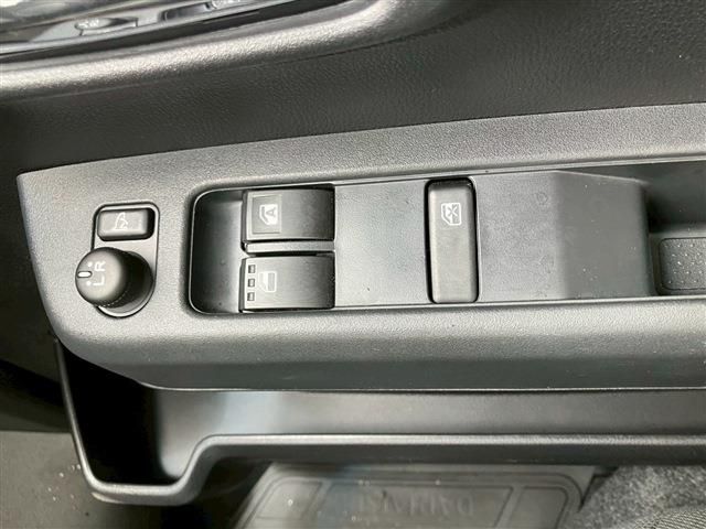 DAIHATSU ATRAI VAN 2022 Image 31