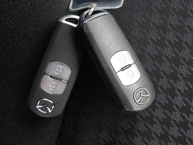 MAZDA DEMIO 2019 Image 31