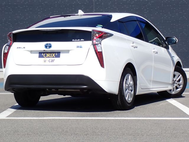 TOYOTA PRIUS 2017 Image 31