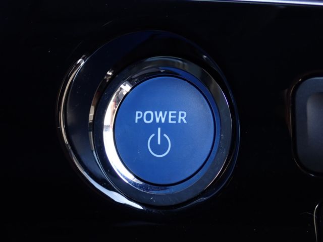 TOYOTA PRIUS 2017 Image 31