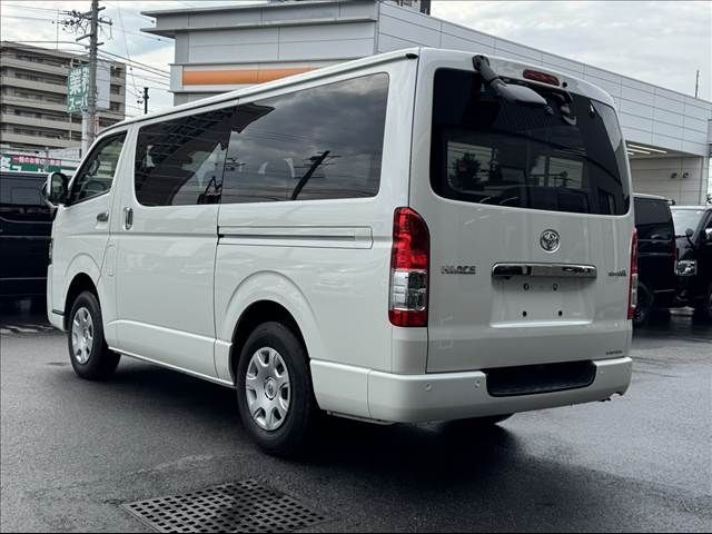 TOYOTA HIACE VAN 4WD 2023 Image 31