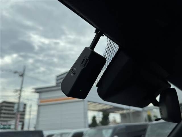 TOYOTA HIACE VAN 4WD 2023 Image 31