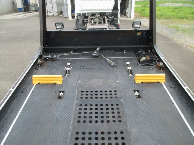 MITSUBISHI CANTER 2017 Image 31