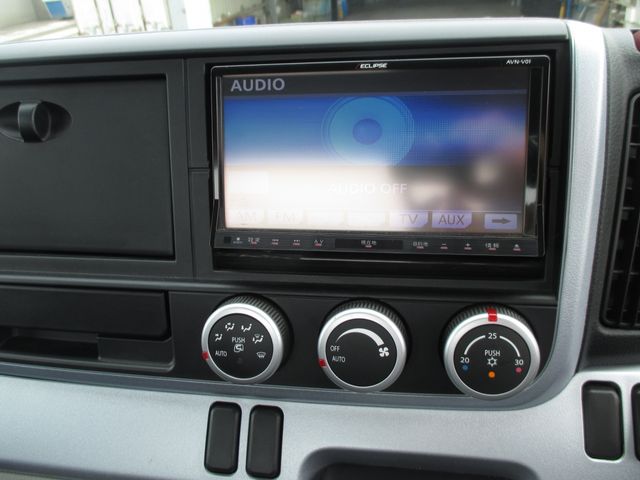 MITSUBISHI CANTER 2017 Image 31