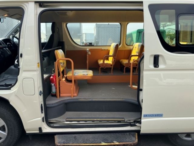 TOYOTA HIACE WAGON 4WD 2014 Image 31